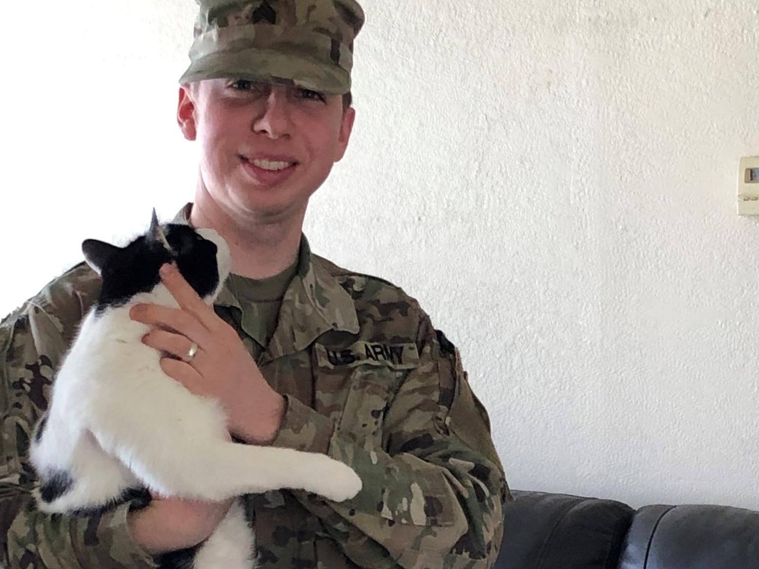 How Operation Foster Keeps Veterans' Dogs Safe During Deployment